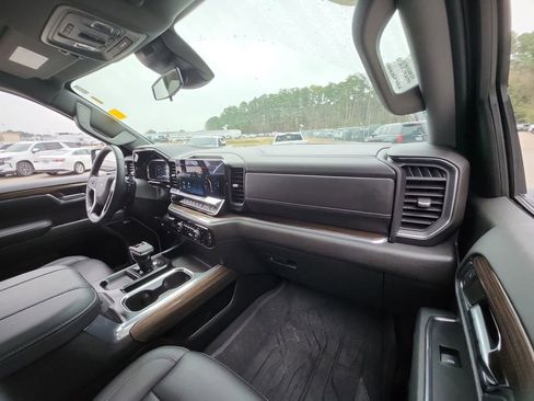 Certified 2024 Chevrolet Silverado 1500 RST w/ Convenience Package II image 34