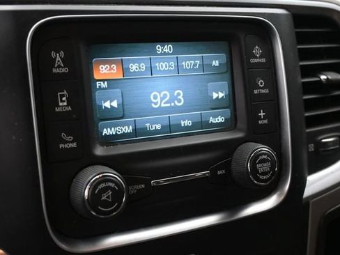 Used 2017 RAM 2500 SLT AWD/4WD image 17
