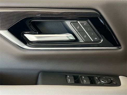 New 2026 GMC Yukon Elevation w/ Elevation Premium Package image 13