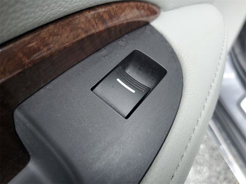 Certified 2017 Acura MDX SH-AWD image 18