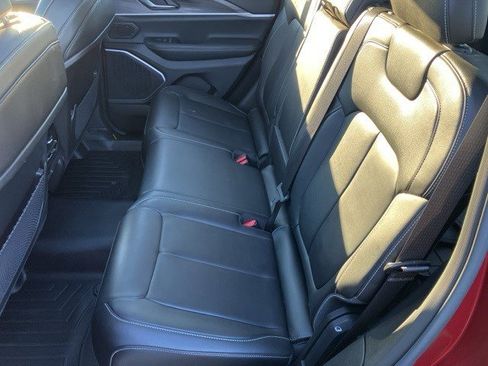 Certified 2022 Jeep Grand Cherokee Limited image 23