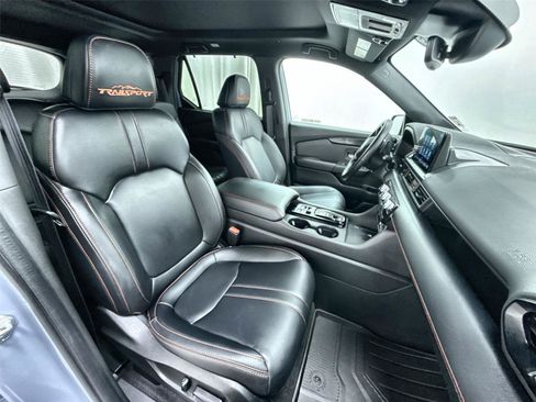 Certified 2025 Honda Pilot TrailSport image 28