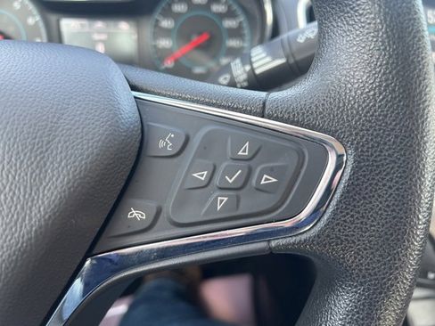 Used 2017 Chevrolet Cruze LT w/ Convenience Package image 20