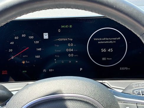 Certified 2025 Kia Sorento SX FWD image 12