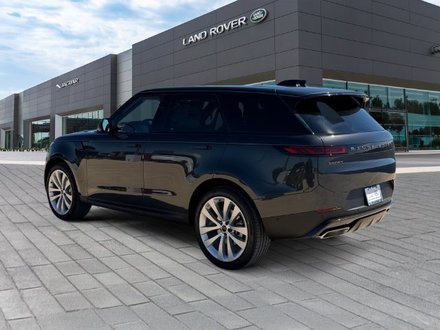 New 2027 Land Rover Range Rover Sport SE AWD/4WD image 3