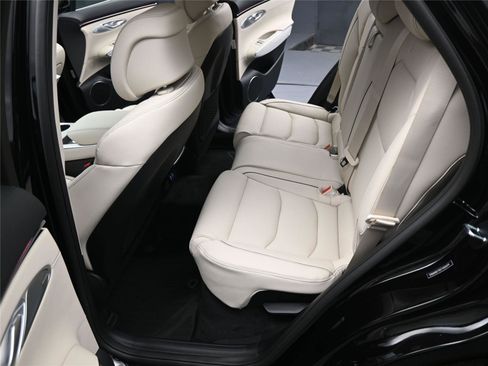 New 2026 Genesis GV70 2.5T Advanced image 6