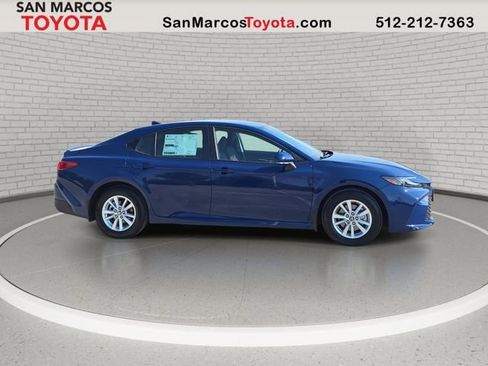 Used 2026 Toyota Camry LE image 4