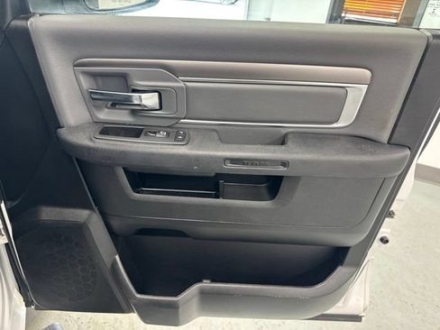 Used 2022 RAM 1500 Classic SLT w/ Protection Group AWD/4WD image 27