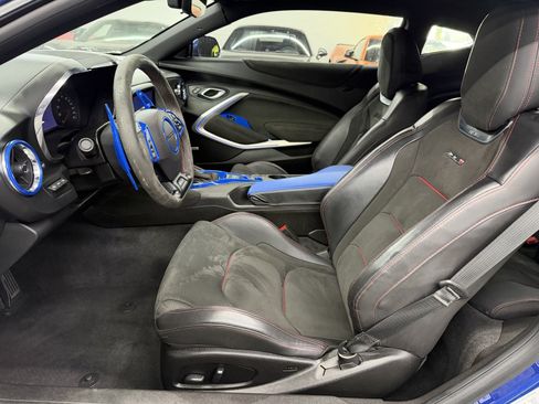 Used 2019 Chevrolet Camaro ZL1 image 20