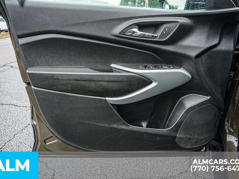 Used 2024 Chevrolet Trax LS FWD image 49