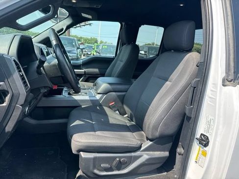 Used 2019 Ford F150 XLT w/ Equipment Group 302A Luxury AWD/4WD image 13