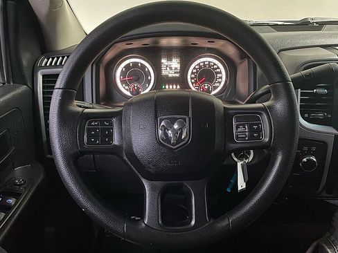 Used 2015 RAM 1500 Express image 17