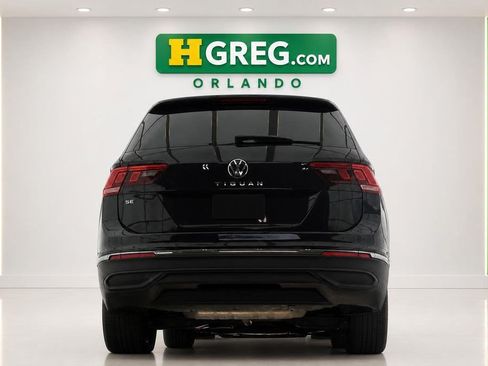 Used 2023 Volkswagen Tiguan SE FWD image 8