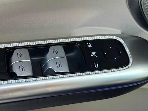 New 2027 Mercedes-Benz GLC 300 4MATIC image 37