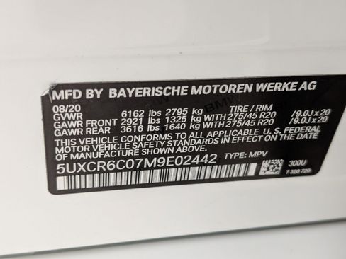 Used 2021 BMW X5 xDrive40i w/ M Sport Package image 23