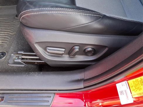 Used 2022 Toyota Corolla XSE image 12