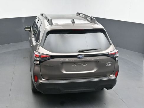 Used 2025 Subaru Forester Premium w/ Protection Package (1PH) image 15