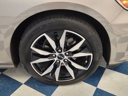 Used 2022 Chevrolet Malibu RS FWD image 10