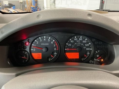 Used 2019 Nissan Frontier SV image 14