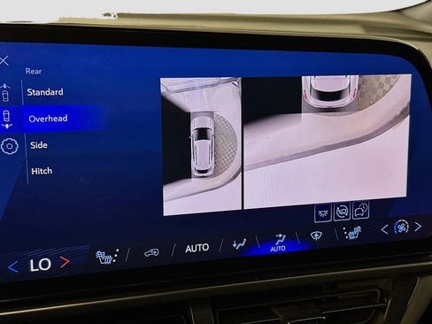 Used 2024 Chevrolet Equinox EV RS AWD/4WD image 23