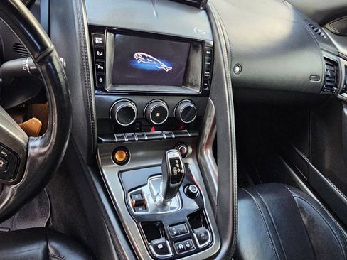 Used 2014 Jaguar F-TYPE S image 17