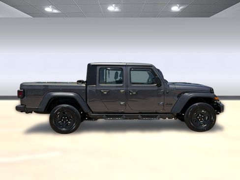 Used 2023 Jeep Gladiator Sport w/ Trailer Tow Package AWD/4WD image 8