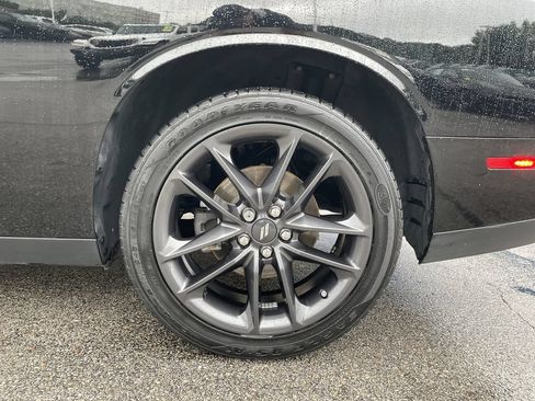Certified 2021 Dodge Challenger GT w/ Blacktop Package AWD/4WD image 10