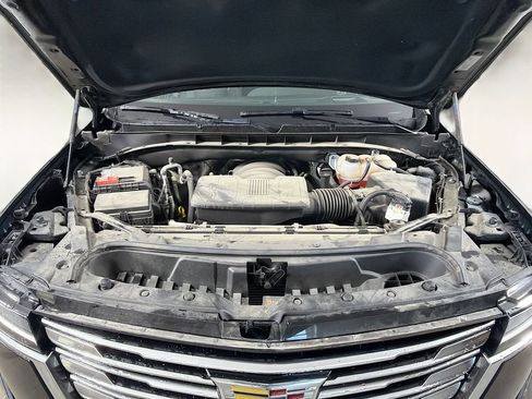 Certified 2024 Cadillac Escalade ESV Premium Luxury Platinum AWD/4WD image 30
