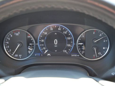 Used 2022 Buick Enclave Avenir w/ Avenir Technology Package image 39