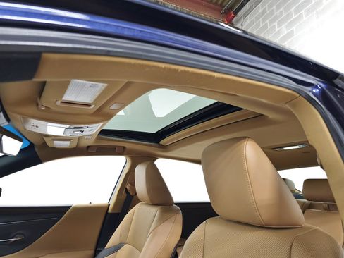 Used 2022 Lexus ES 350 w/ Premium Package FWD image 17