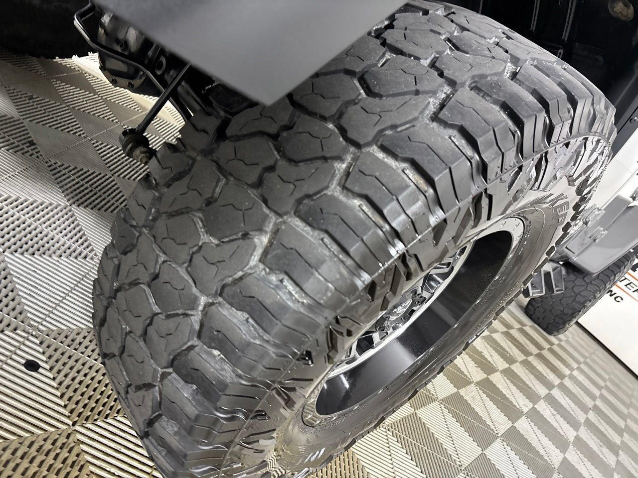 Used 2020 Jeep Gladiator Mojave AWD/4WD image 33