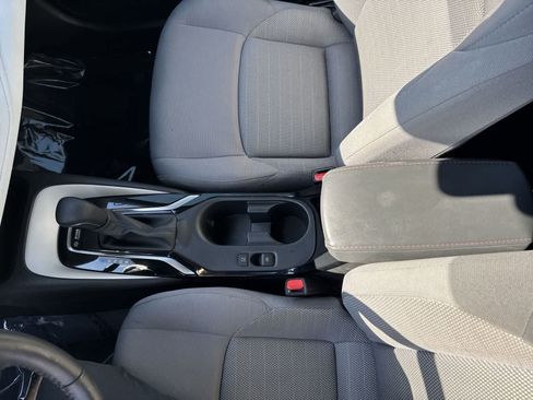 Used 2023 Toyota Corolla SE FWD image 34