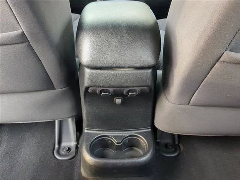 Used 2013 Jeep Wrangler Unlimited Sport image 17