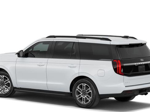 New 2026 Ford Expedition Active RWD image 2