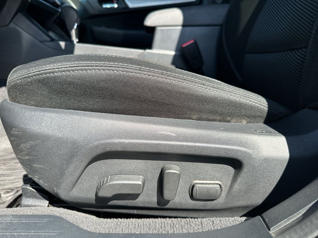 Used 2019 Subaru Outback 2.5i Premium w/ Popular Package #2 AWD/4WD image 19