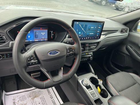 Used 2023 Ford Escape ST-Line w/ Tech Pack #1 image 10