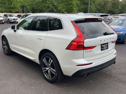 Used 2021 Volvo XC60 T5 Momentum w/ Protection Package Premier AWD/4WD image 13