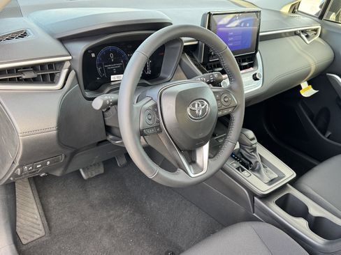 New 2026 Toyota Corolla Cross LE FWD image 16