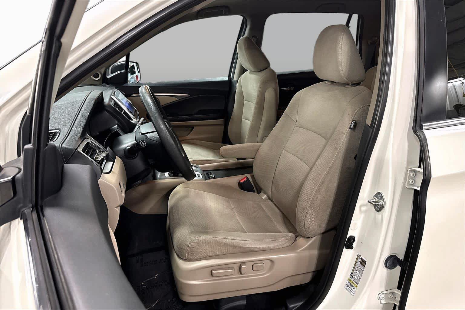 Used 2016 Honda Pilot EX image 8