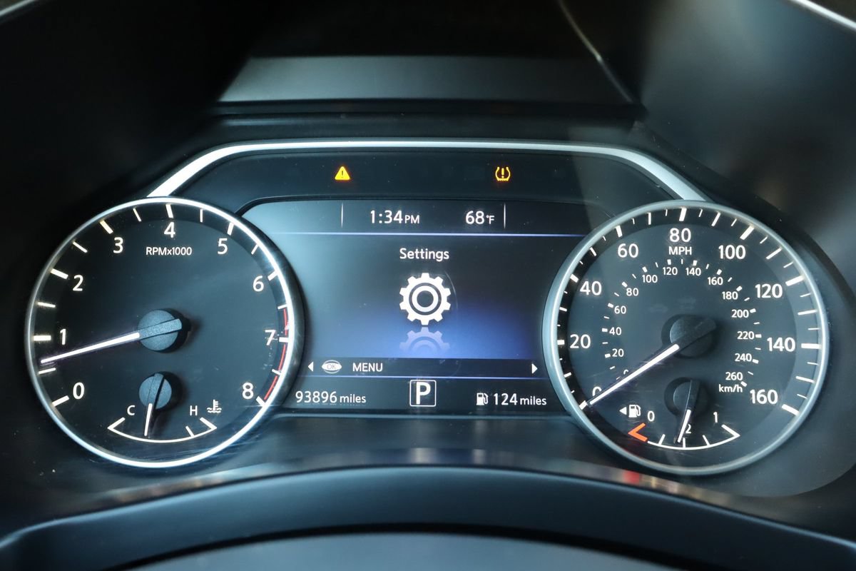 Used 2016 Nissan Murano SV AWD/4WD image 33