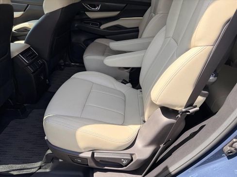 Certified 2023 Subaru Ascent Limited AWD/4WD image 10