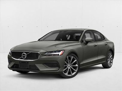 Used 2019 Volvo S60 T6 Momentum w/ Multimedia Package