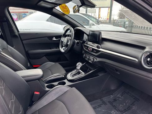 Used 2021 Kia Forte GT-Line w/ GT-Line Premium Package image 23