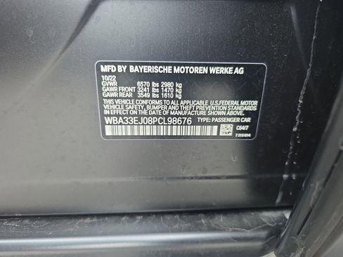 Used 2023 BMW 760i xDrive AWD/4WD image 34