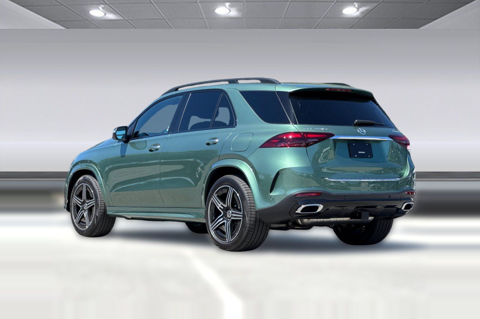 New 2026 Mercedes-Benz GLE 450e 4MATIC image 3