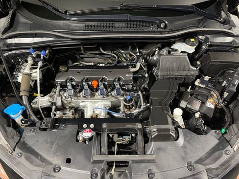 Used 2016 Honda HR-V LX image 9