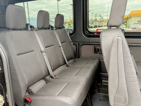 Used 2024 Mercedes-Benz Sprinter 2500 image 25