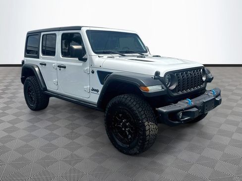 Certified 2023 Jeep Wrangler Unlimited Rubicon 4xe AWD/4WD image 4