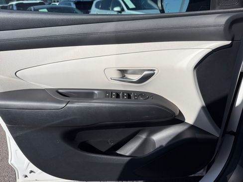 Used 2025 Hyundai Tucson SEL AWD/4WD image 13