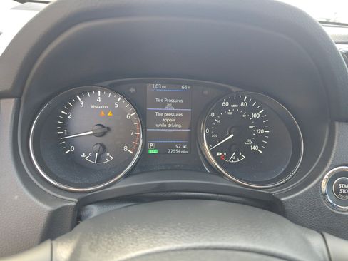 Used 2018 Nissan Rogue SL w/ Premium Package image 18